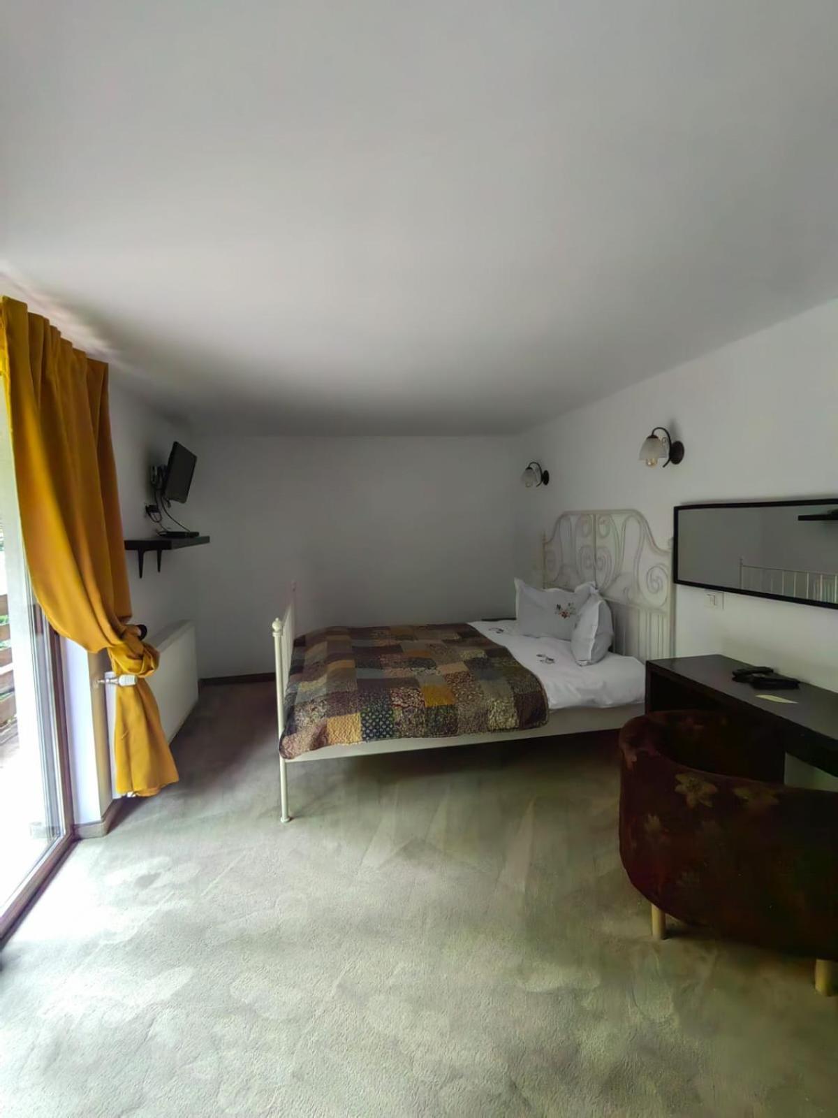 Casuta Din Padure Malaia Hotel Luaran gambar